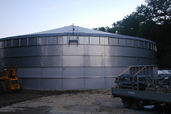 Stallkamp Biogasanlage aus Edelstahl