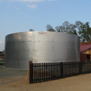 Stallkamp corrugated steel tank with emblem