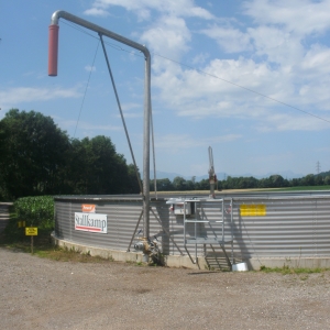 Stallkamp adding hight concrete tank